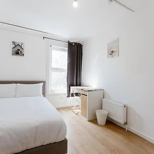 Mile End Double 27 Maison d'hôtes