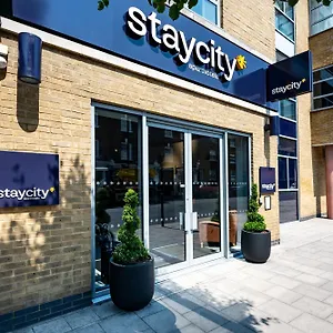 Staycity Greenwich High Road Hotel apartamentowy